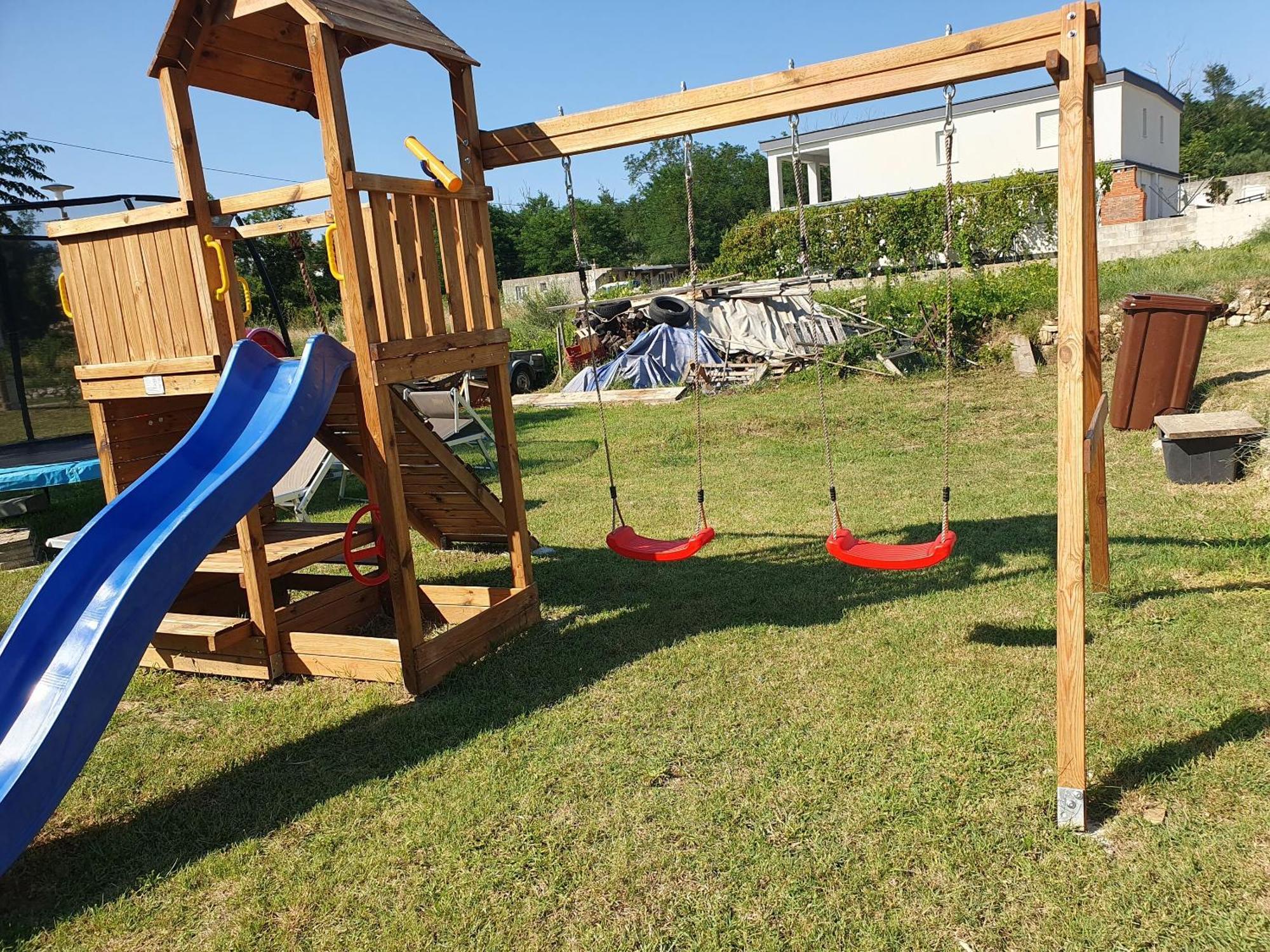 Apartments And Room Ljubica ロパール エクステリア 写真